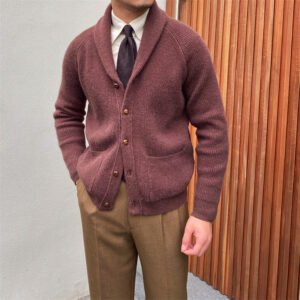 Cardigan spesso lavorato a maglia vintage per uomo retrò